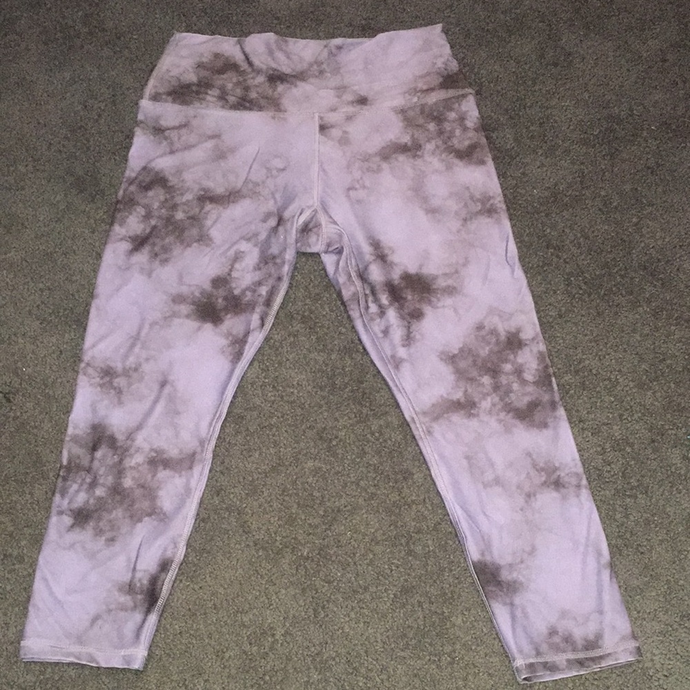 Blue gray and black marbled capris